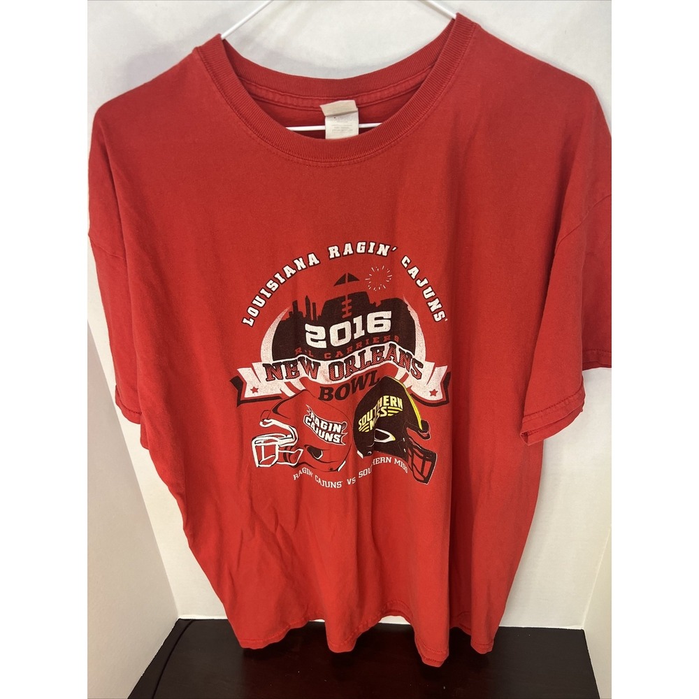 Gildan 2016 New Orleans Bowl Shirt Mens XL Red Short Sleeve T-shirt Ragin Cajuns